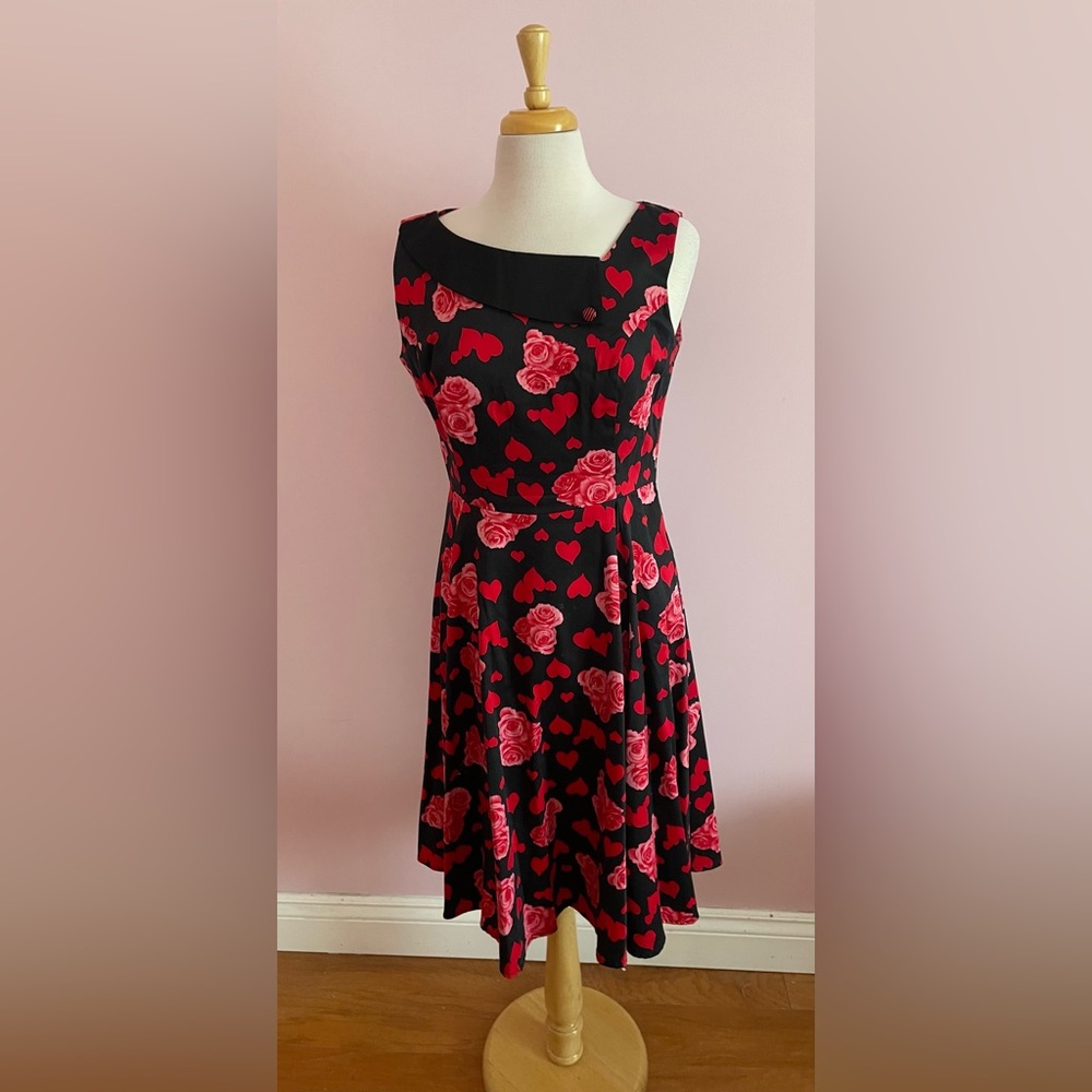 Eye Catching Hearts and Roses Dress